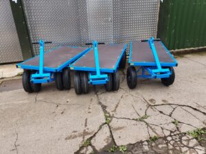 Twin wheel 4 wheel turntable trolley
