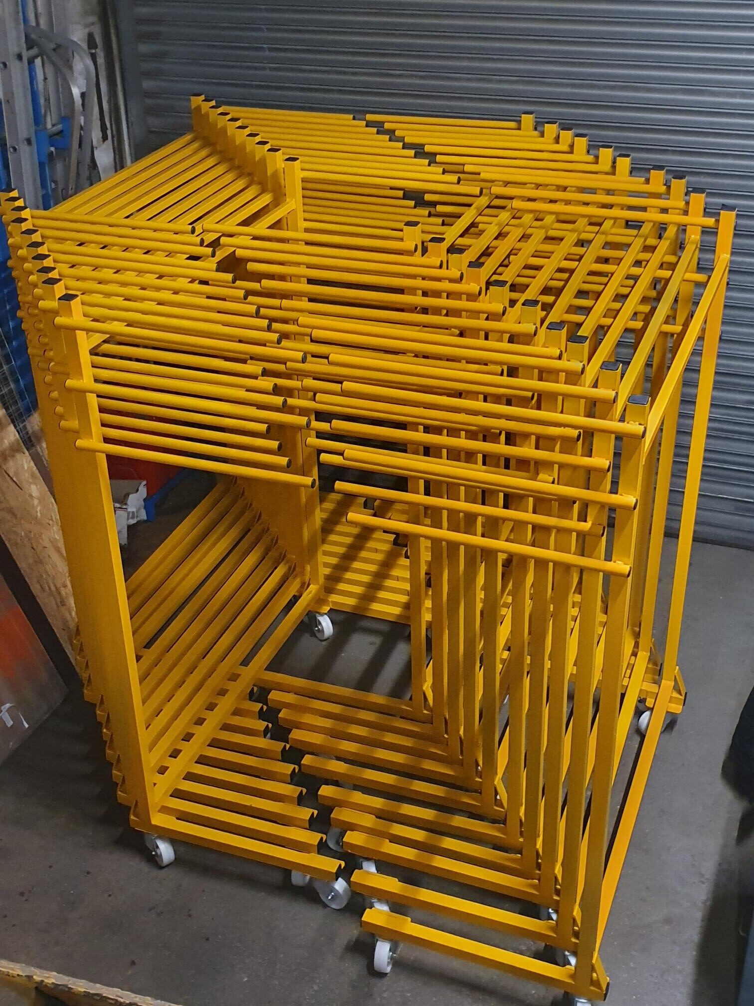 Trolleys that nest together